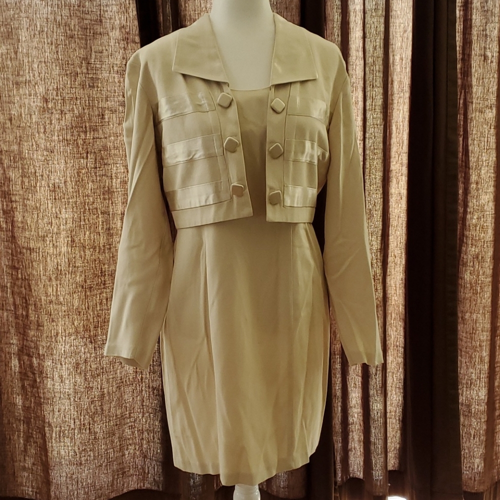GANTOS WOMEN'S DRESS set SIZE 8